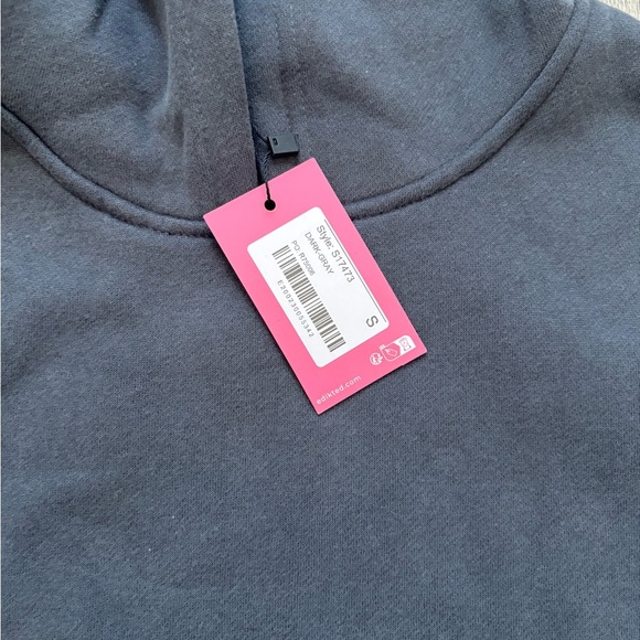 NWT Edikted Grey with Pink Bow Accents Sweatshirt Size S - Picture 2 of 3